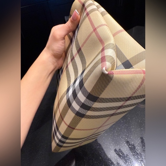 BURBERRY Nova Check Mini Tote - Picture 12 of 17